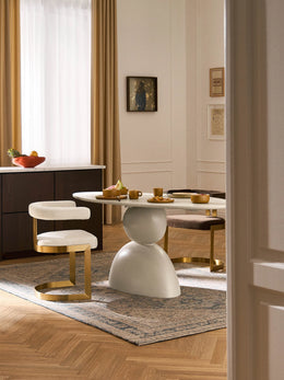 Oval Dining Table Sahra with O
