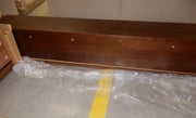 Base de cama Clark de madera con banco y mesillas de noche incorporadas