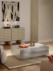 Mesa de centro Lesley con efecto metálico